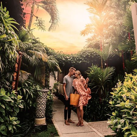 Villa Alaya Dedaun Kuta Legian Exterior foto