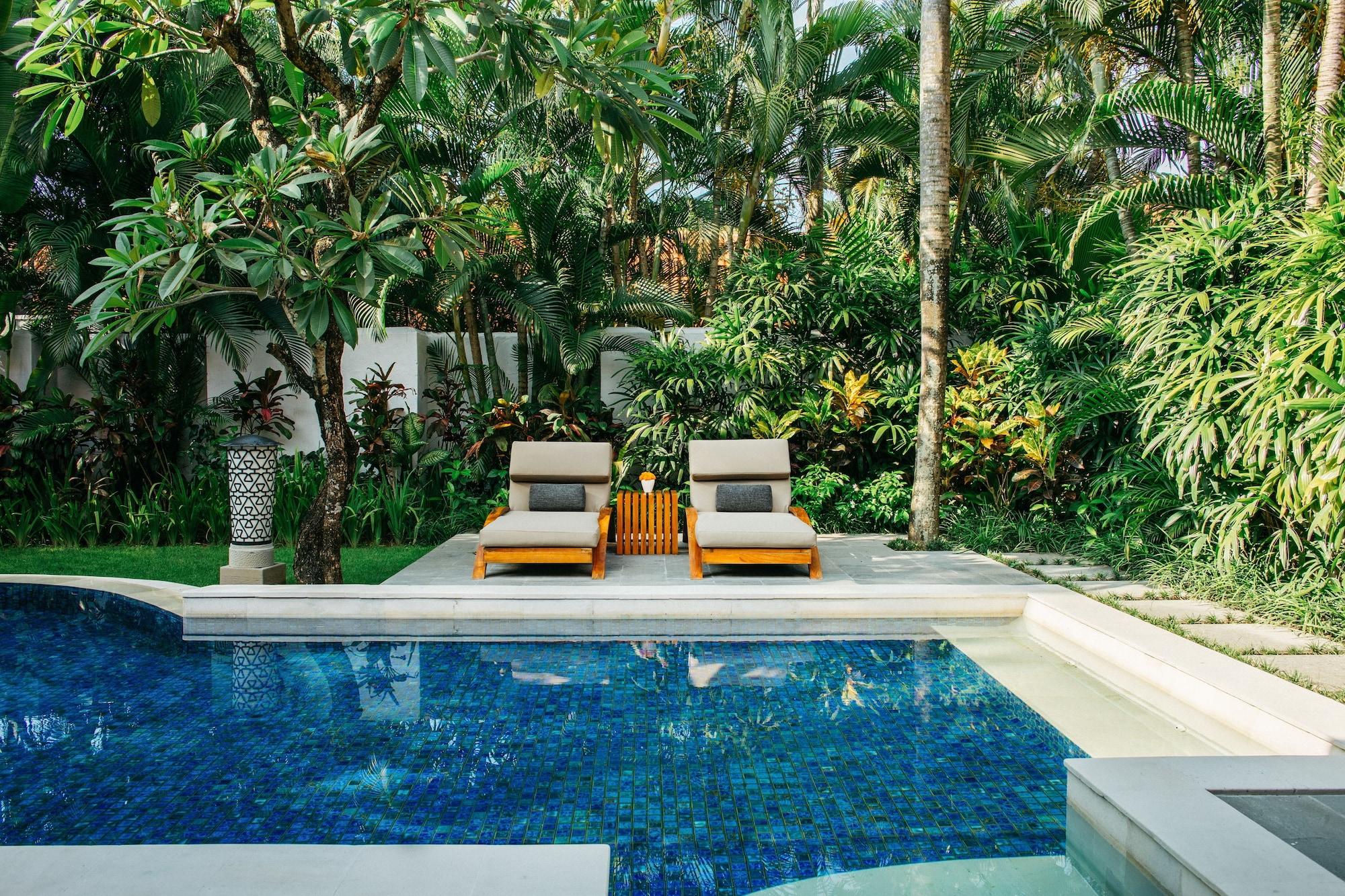 Villa Alaya Dedaun Kuta Legian Exterior foto