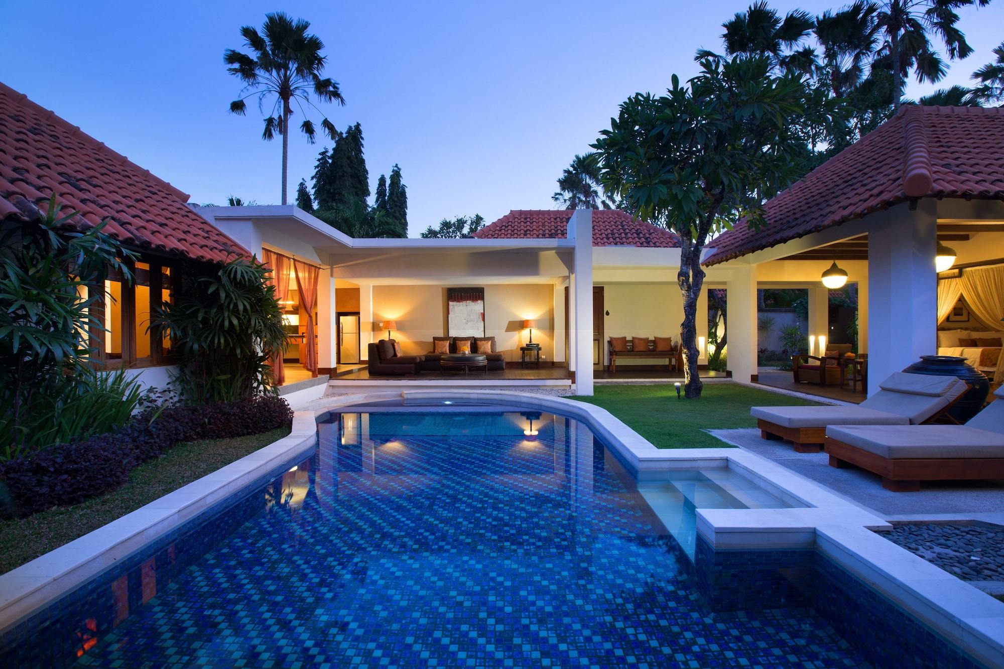 Villa Alaya Dedaun Kuta Legian Exterior foto