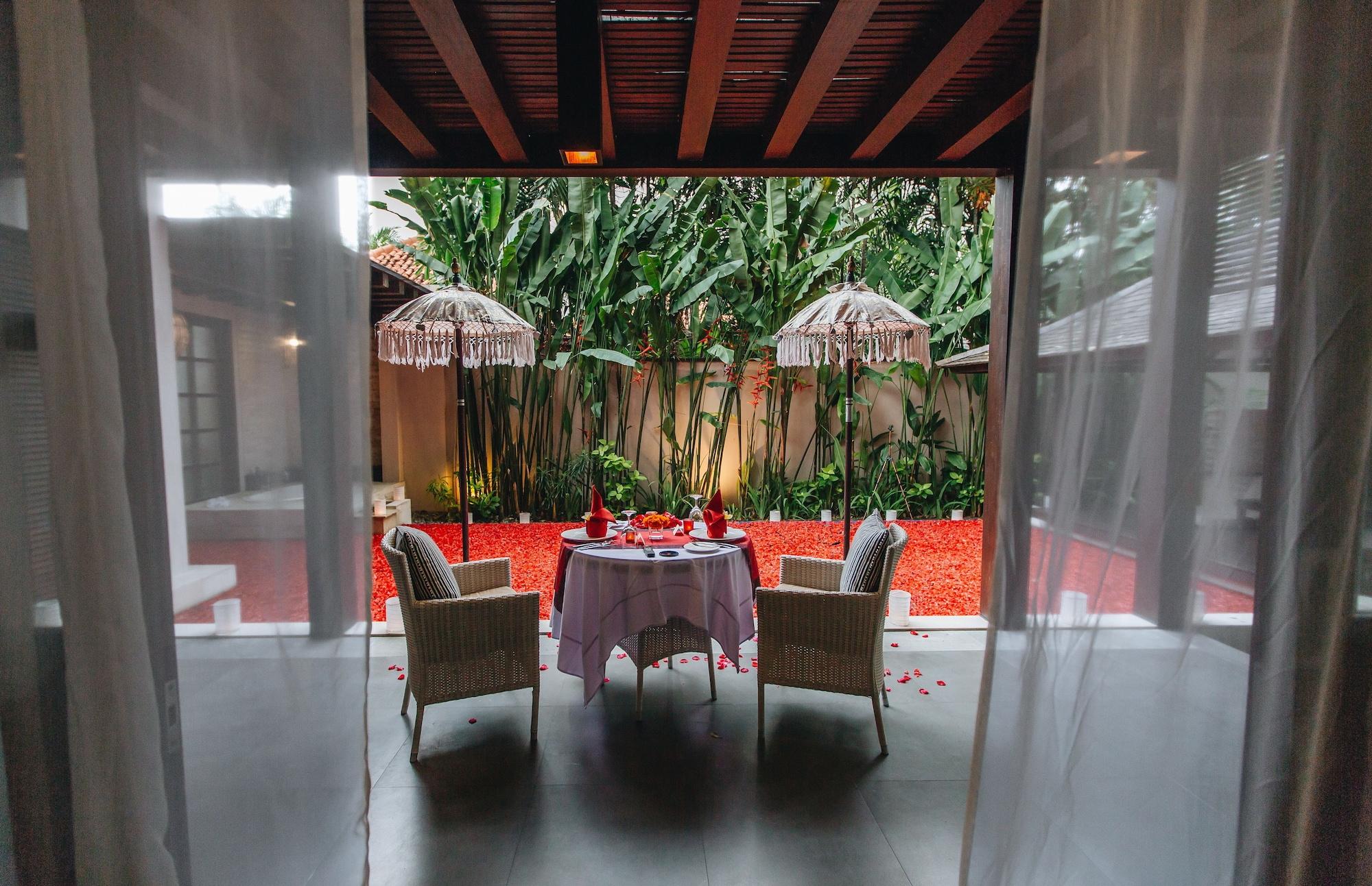 Villa Alaya Dedaun Kuta Legian Exterior foto