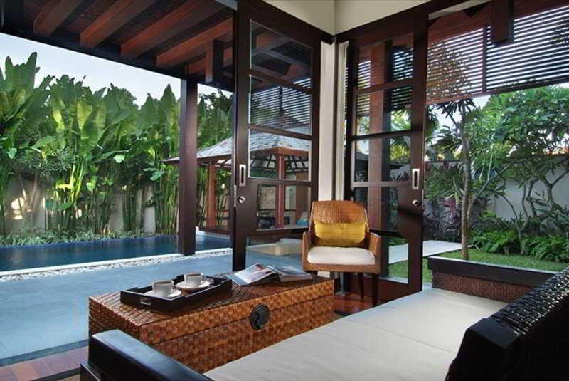 Villa Alaya Dedaun Kuta Legian Habitación foto