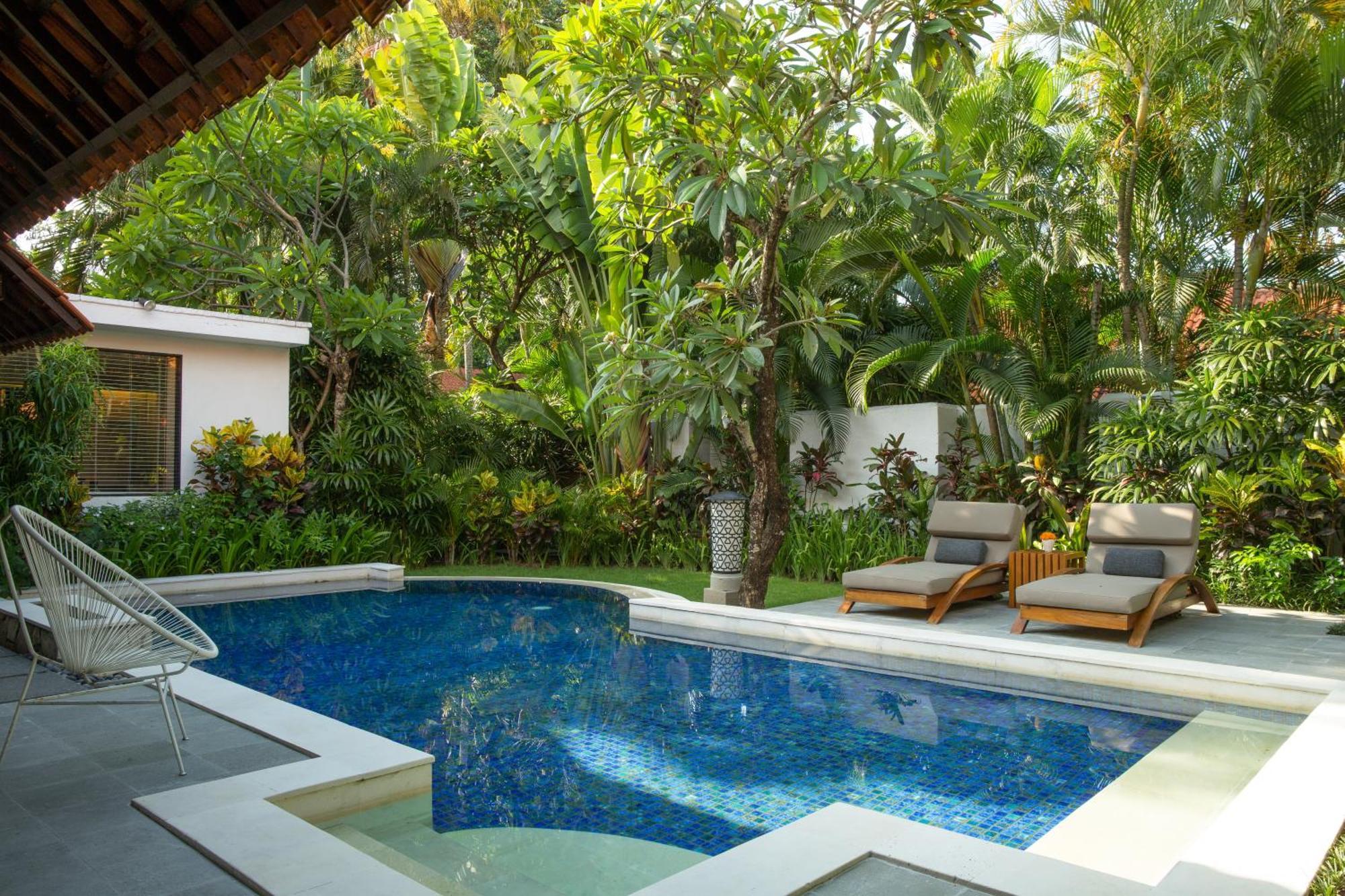 Villa Alaya Dedaun Kuta Legian Exterior foto